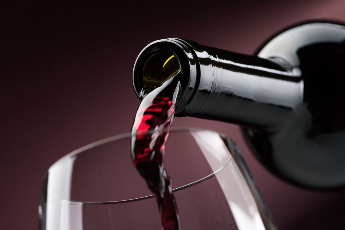 bottiglia di vino rosso